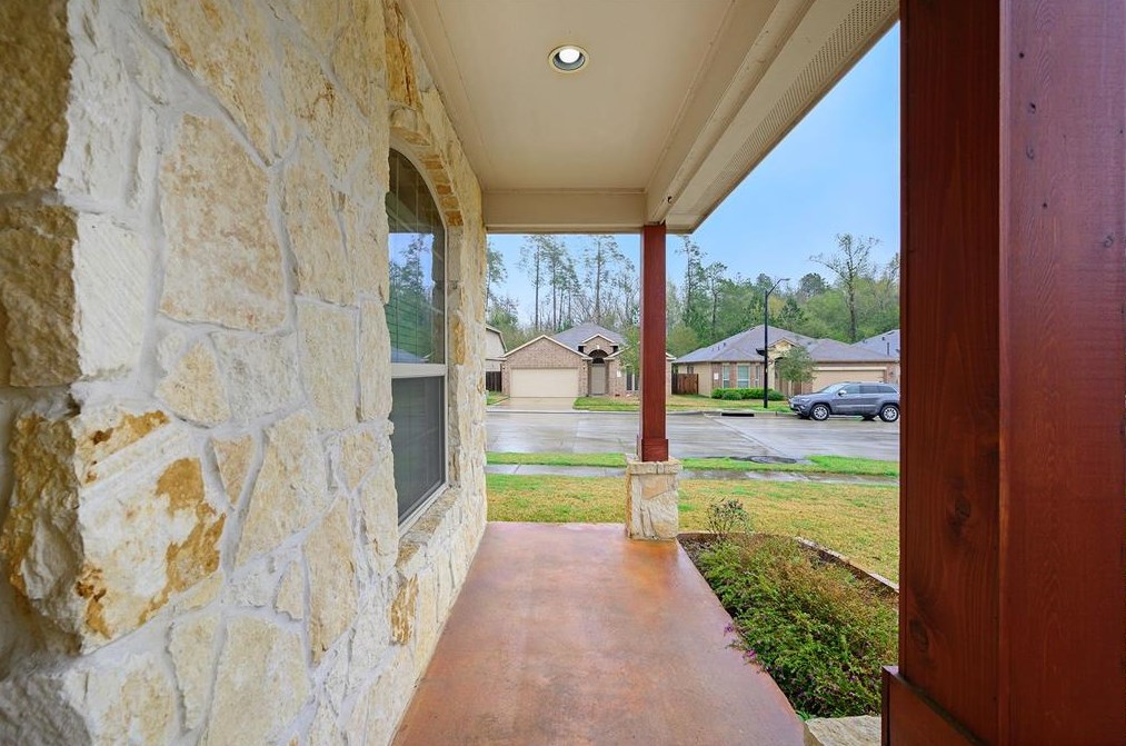 11402 Barbican Court, Conroe, TX 77304