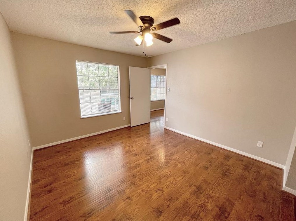12660 Ashford Point Dr Apt 810, Houston, TX 77082