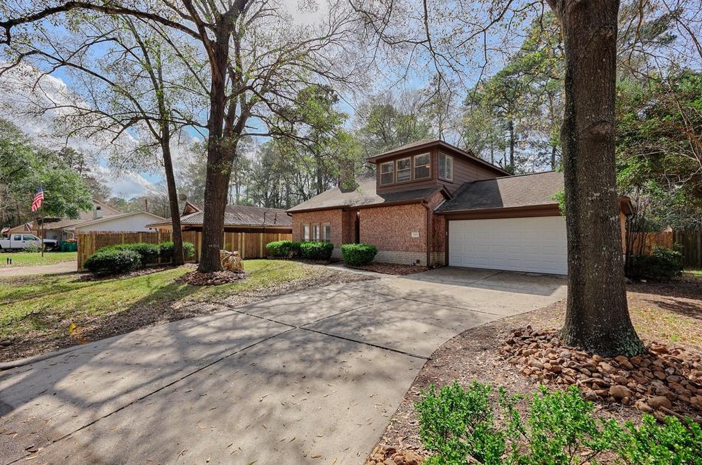 1909 Tickner St, Conroe, TX 77301