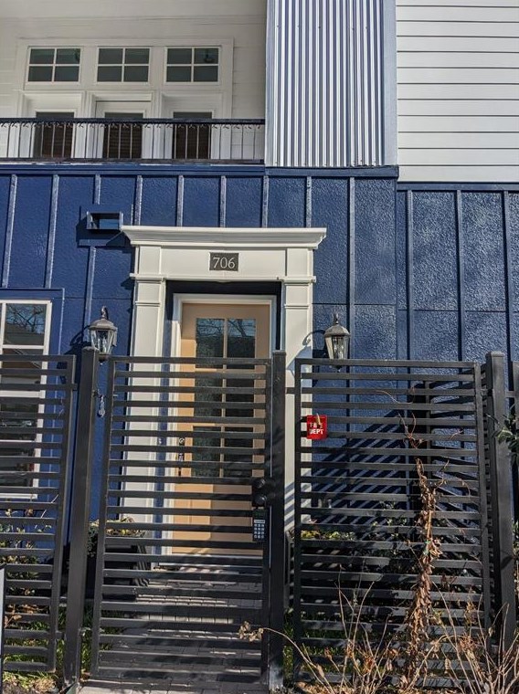 706 Cage St, Houston, TX 77020
