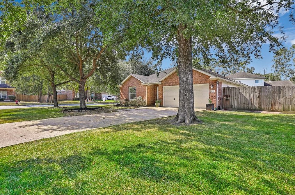 16503 Grommet Ct, Crosby, TX 77532