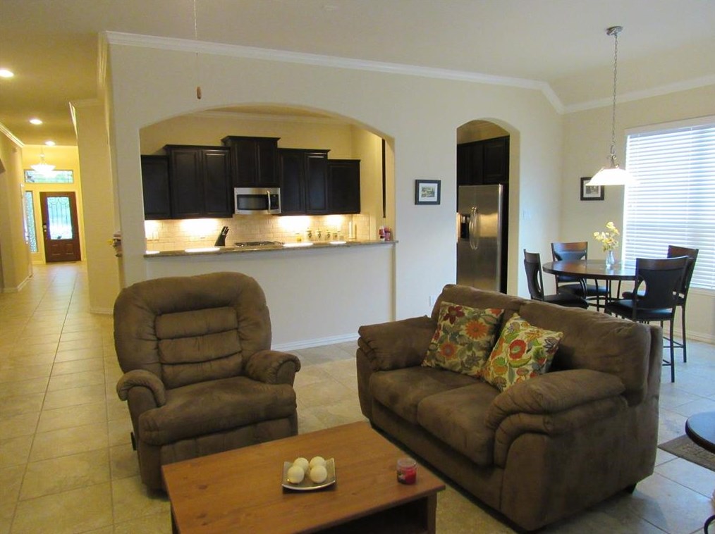 14 Nagshead Pl, Spring TX  77389-2051 exterior
