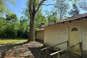 501 W Maffitt St, Palestine, TX 75803 - Photo 2