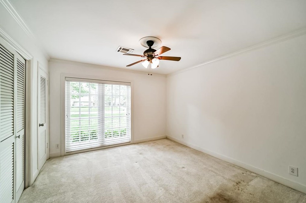 11715 Winshire Cir, Houston TX  77024-6311 exterior