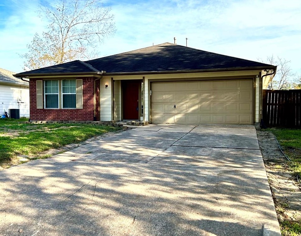 17102 Scuttle Way, Crosby, TX 77532