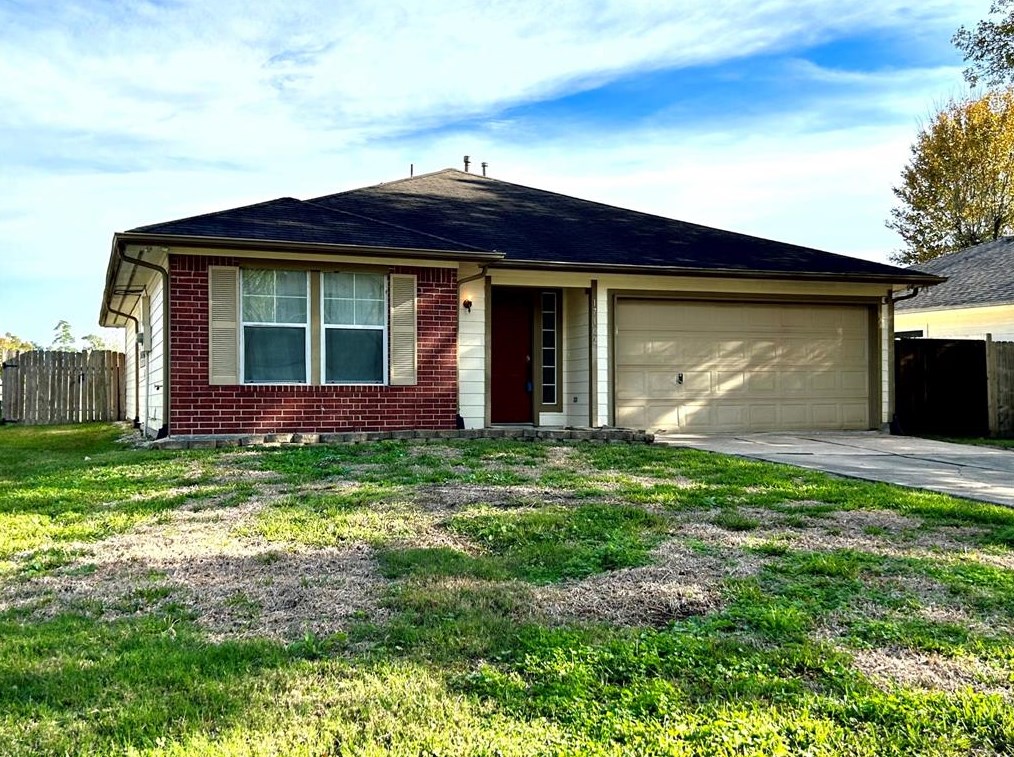 17102 Scuttle Way, Crosby TX  77532-4513 exterior