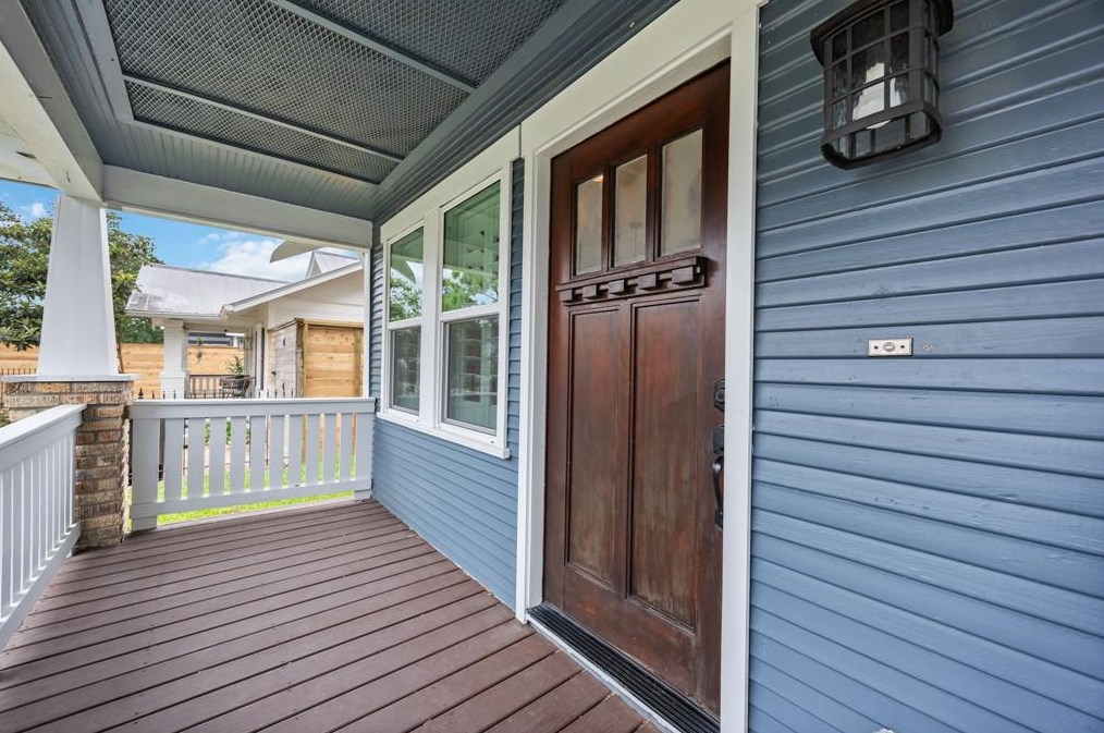 1104 Walton St, Houston, TX 77009