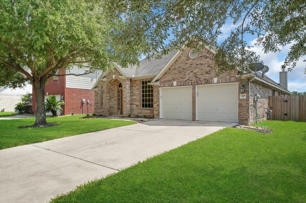 12831 Porter Meadow Ln, Houston, TX 77014-1962
