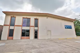 7302 Domino Ln, Houston, TX 77076 - Photo 4