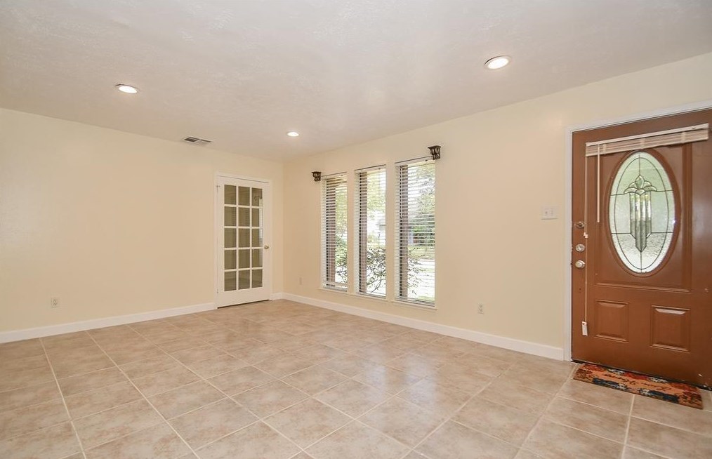 2826 Green Fields Dr, Sugar Land, TX 77479