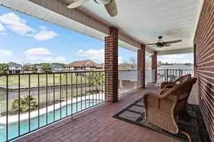 302 Waterwood Dr, Orange, TX 77630 - Photo 24