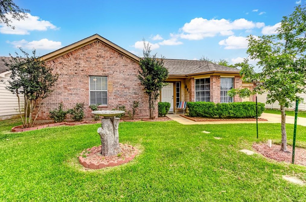24214 Bar Kay Ln, Hockley, TX 77447-7871