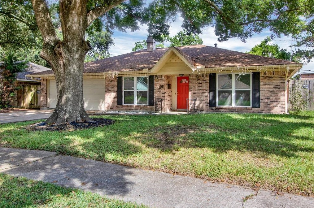 115 Princess Dr, Houston, TX 77034-1515