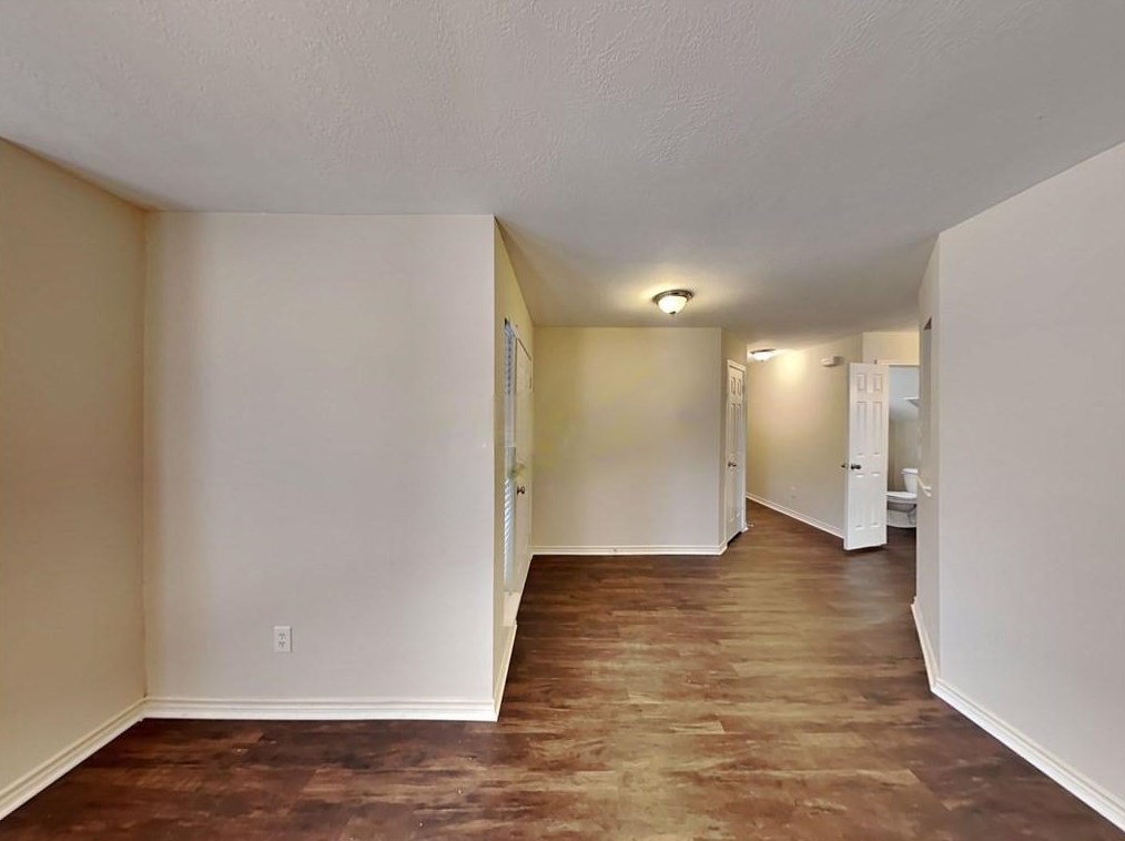 2219 Shady Pine Dr, Conroe, TX 77301