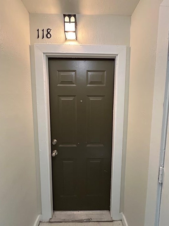 3629 N Macgregor Way #118, Houston, TX 77004