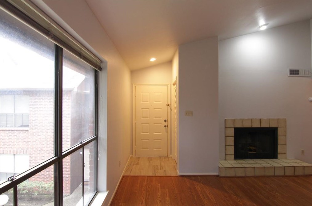 3100 Walnut Bend Ln Apt 118, Houston, TX 77042
