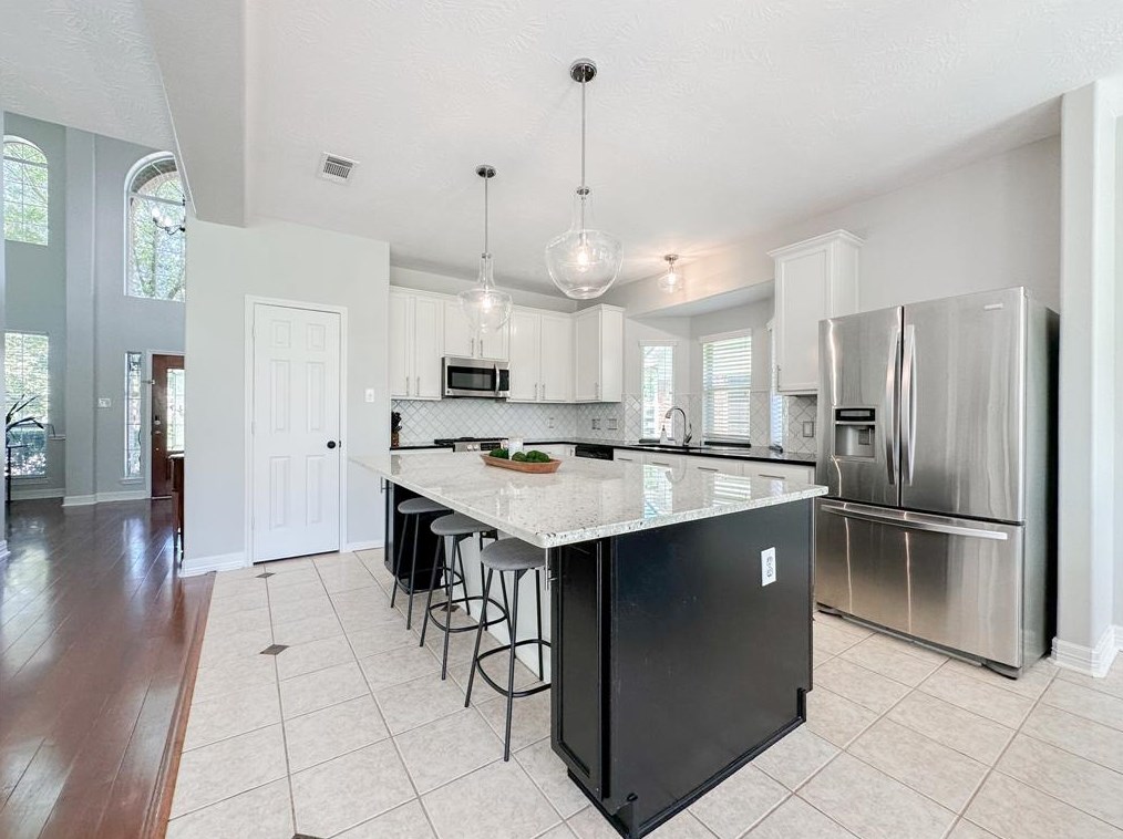 7710 Trophy Pl Dr, Humble TX 77346-8161 exterior