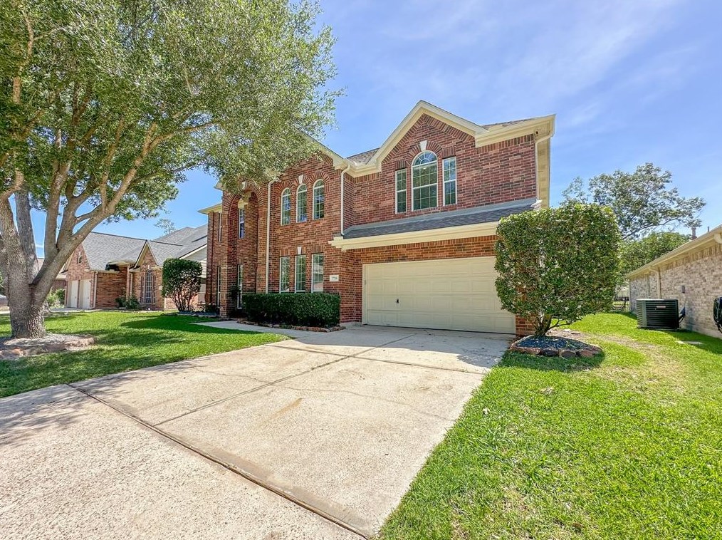 7710 Trophy Place Dr, Humble, TX 77346-8161