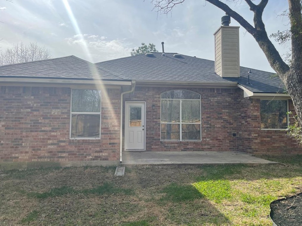 6 Fair Light Ct, Spring TX  77382-1765 exterior