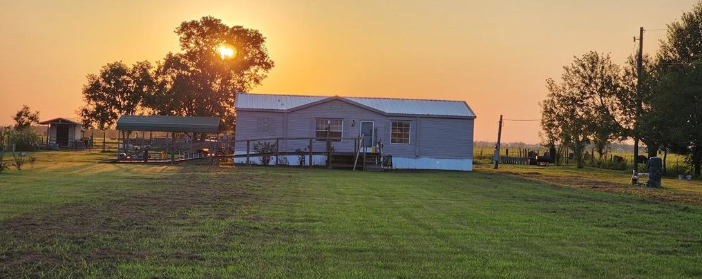 2132 County Rd 227, Tavener, TX 77435