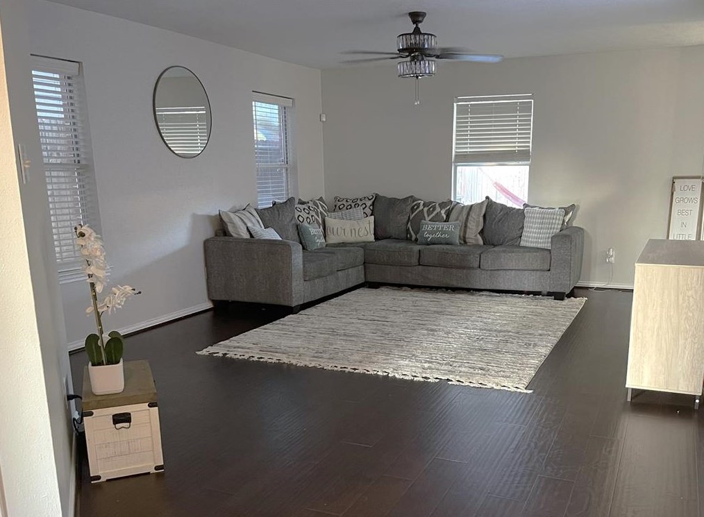 14607 Sweetwater View Dr, Houston TX  77047-3263 exterior