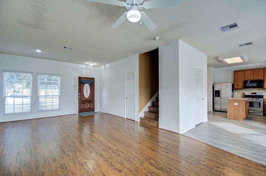 1019 Orie Ct, Spring TX  77373-8066 exterior