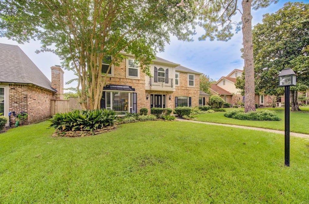 15739 Fleetwood Oaks Dr, Houston, TX 77079