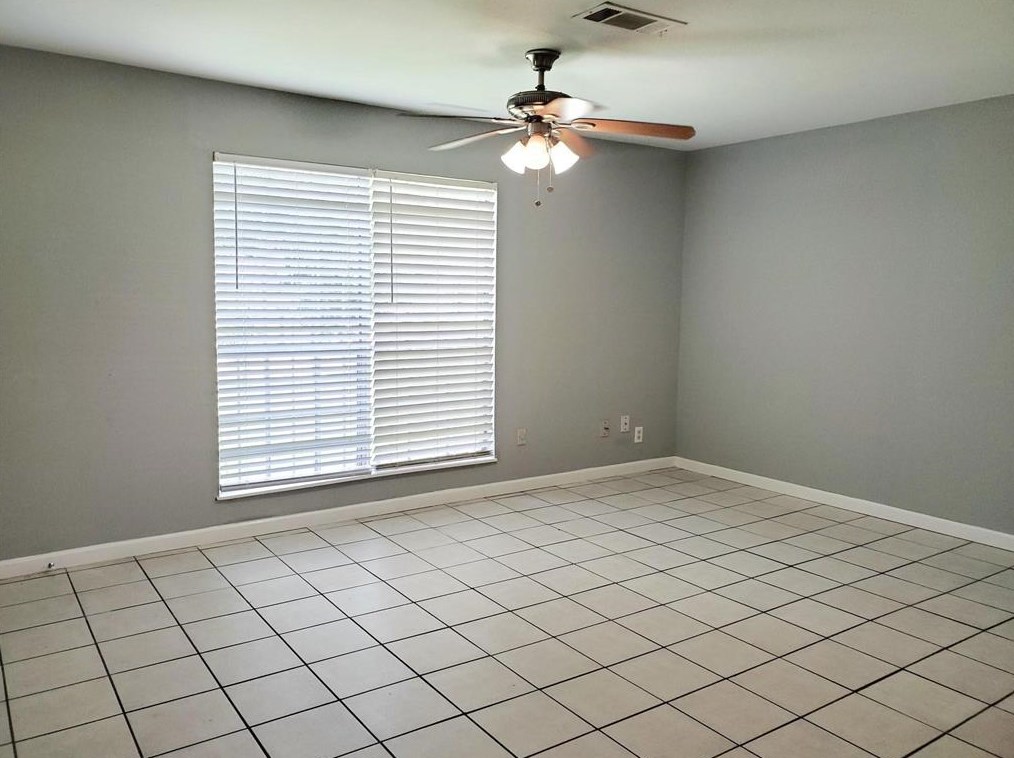 3020 Sagebrush Dr, Houston, TX 77093-3529