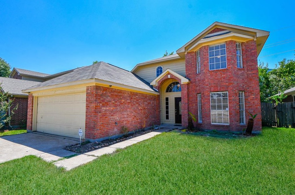 13411 Carruth Ln, Houston, TX 77083