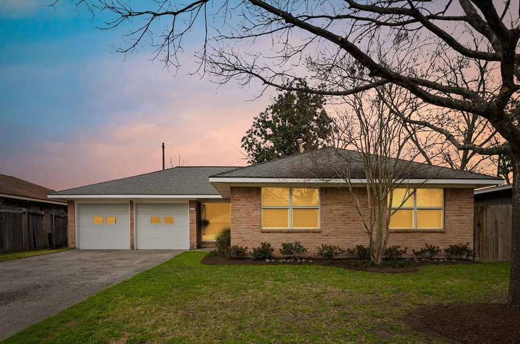 5618 Nina Lee Ln, Houston, TX 77092
