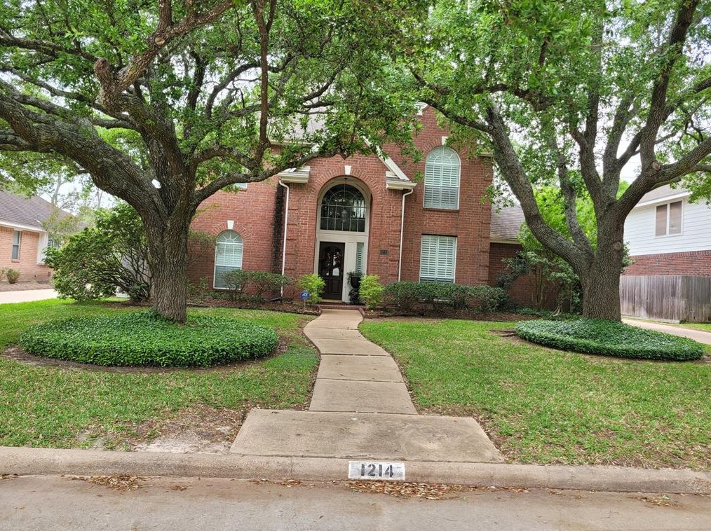1214 Hathorn Way Dr, Houston, TX 77094