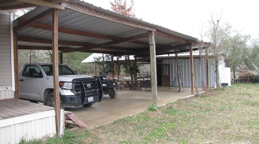 1644 Misty Hollow Ln, Singleton, TX 77831