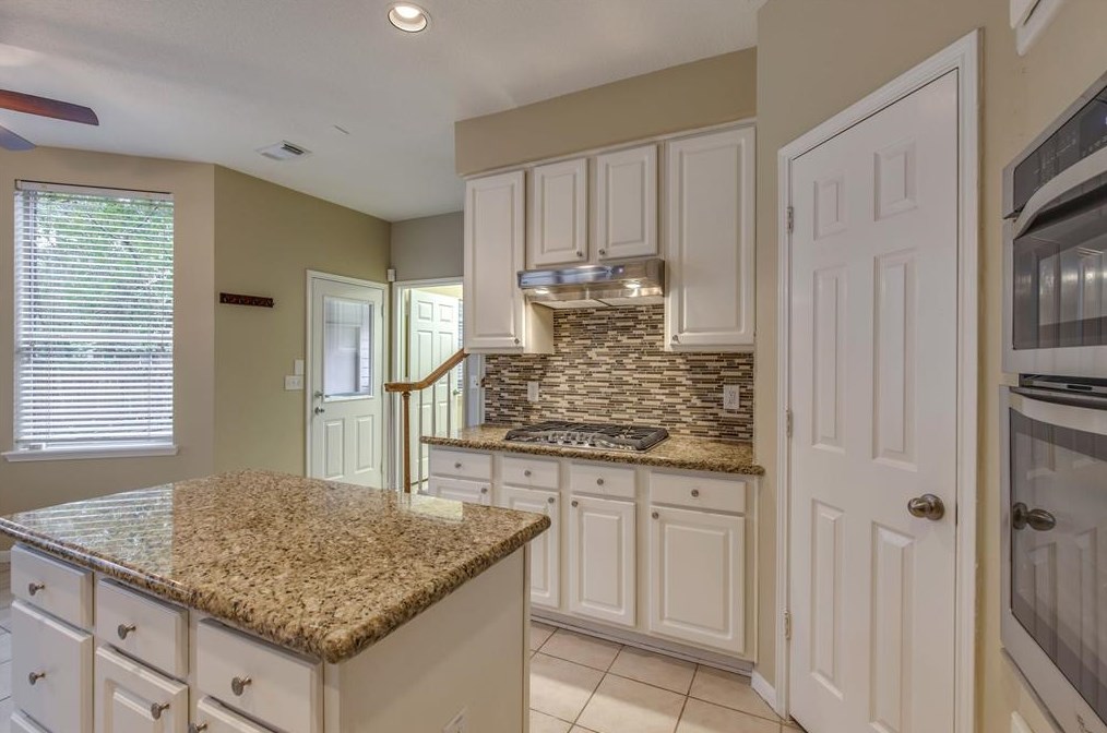 131 Little Mill Pl, Spring TX  77382-1225 exterior