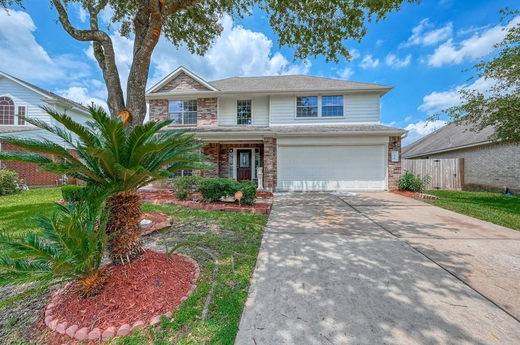 2310 Diamond Springs Dr, Pearland, TX 77584