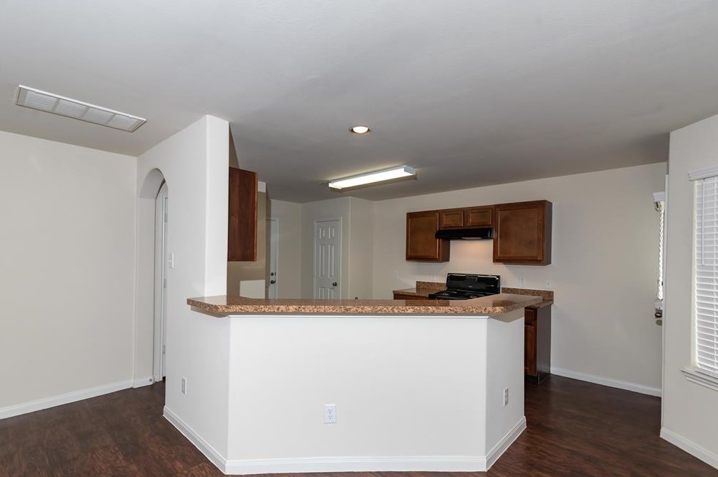 14414 Junction Place Dr, Houston TX  77045-6562 exterior