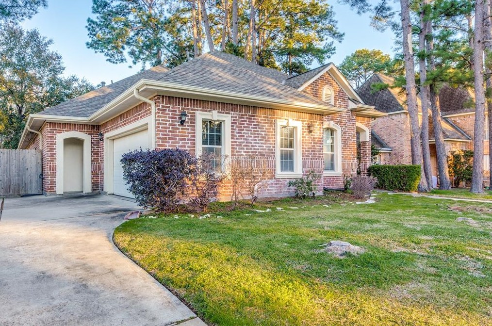 12014 Mill Trail Ln, Houston, TX 77070-5466