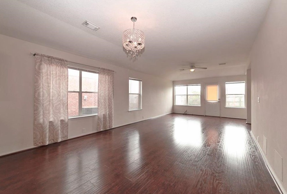 15019 Sugar Place Dr, Sugar Land, TX 77498