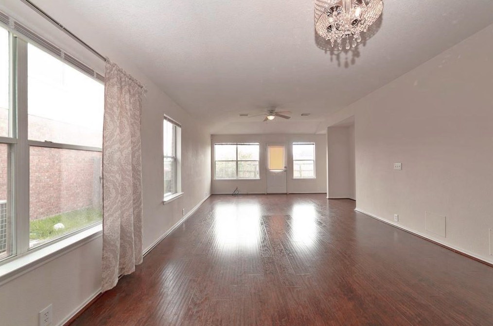 15019 Sugar Place Dr, Sugar Land TX  77498-5374 exterior