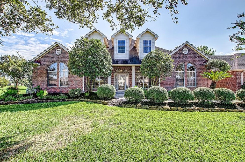 9006 Augusta St, Baytown, TX 77523-9767