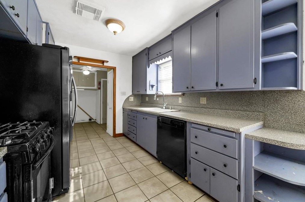 1901 San Jacinto Dr, Pasadena TX 77502-3427 exterior