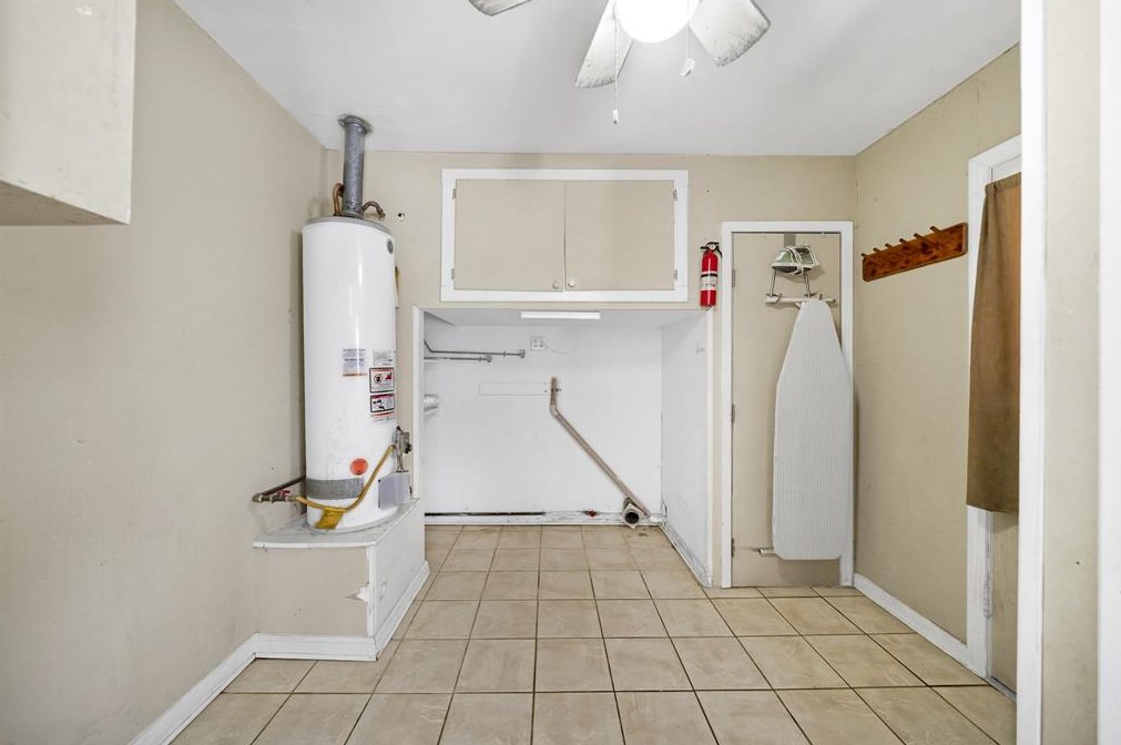 1901 San Jacinto Dr, Pasadena TX 77502-3427 exterior