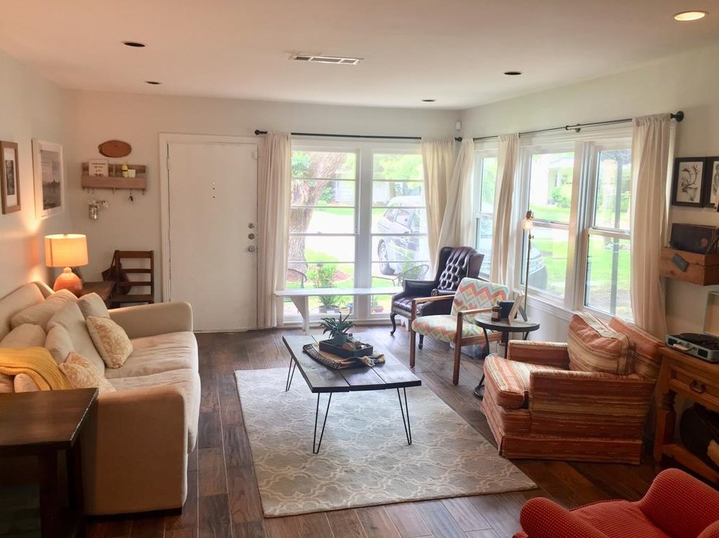 5110 Patrick Henry St, Bellaire, TX 77401