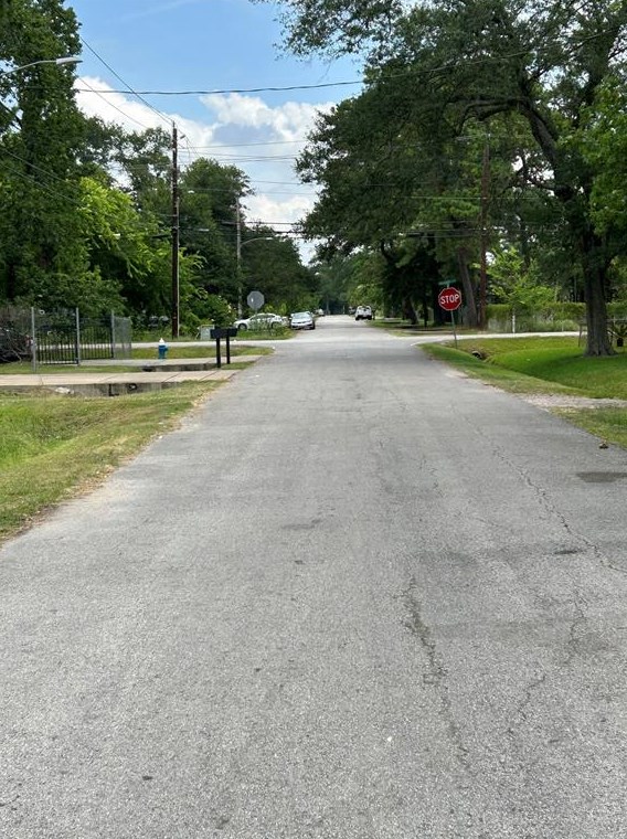 10449 Wicklowe, Houston TX 77016-3126 exterior