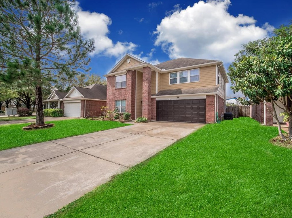 7226 Sherman Ridge Ln, Houston, TX 77083