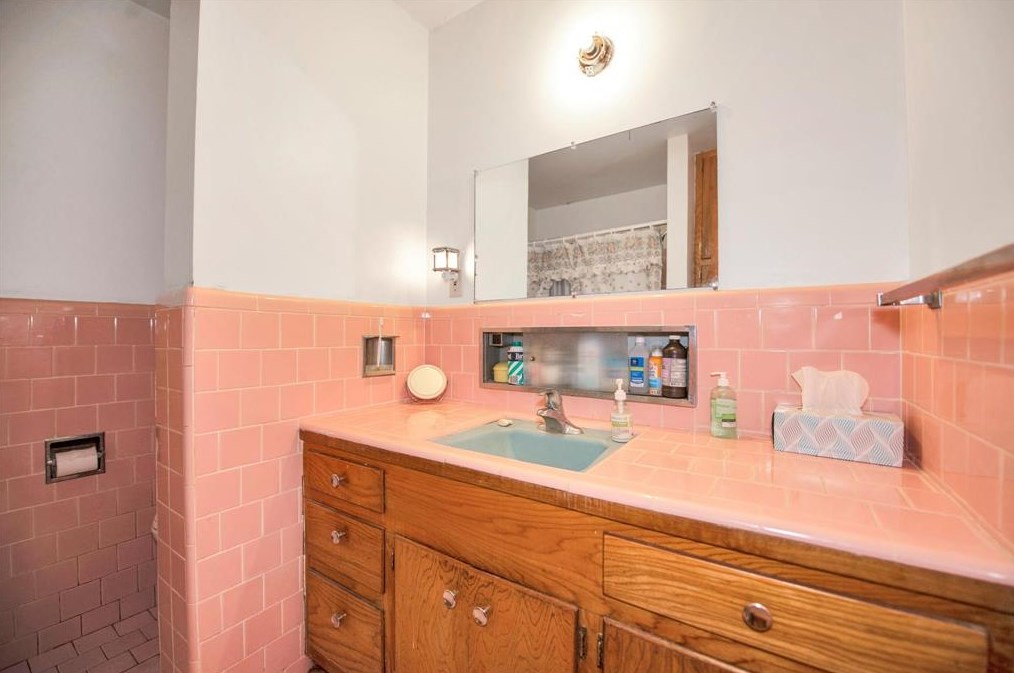 2633 Charles Ln, Sugar Land TX  77498-1703 exterior