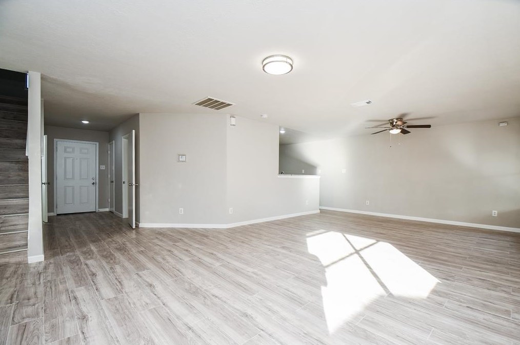 11659 Evesborough Dr, Houston TX  77099-1905 exterior