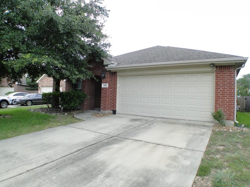 5414 Trammel Dr, Spring TX  77388-3288 exterior