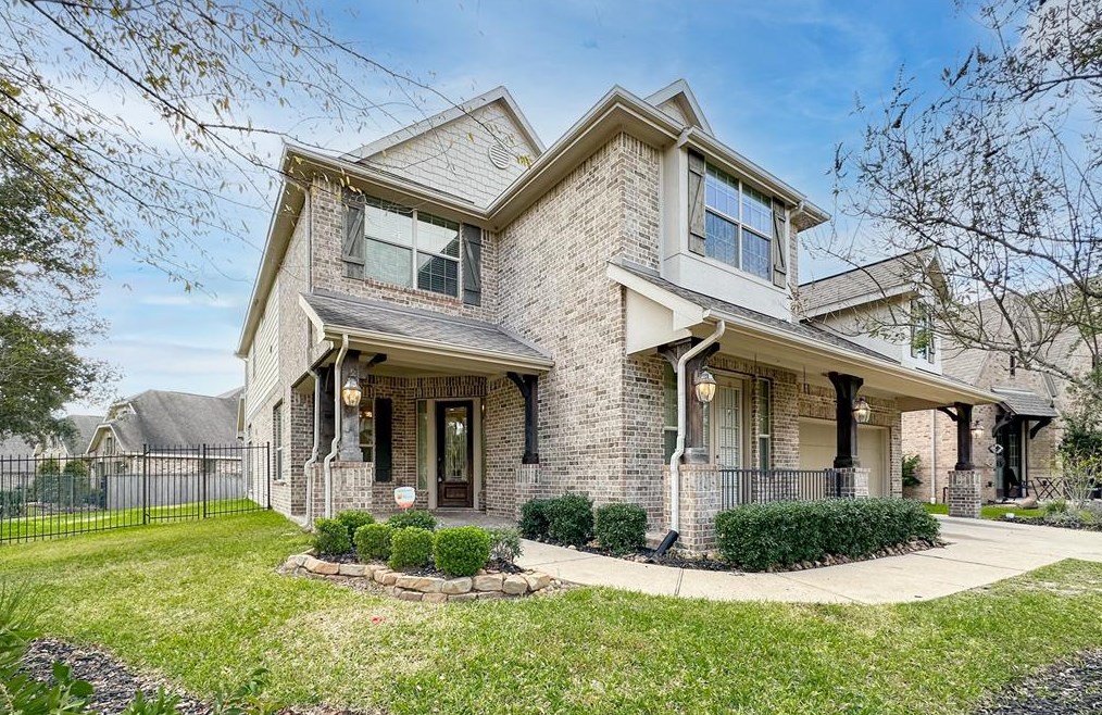242 N Vershire Cir, Magnolia, TX 77354