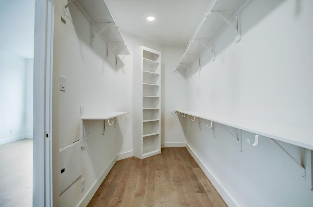 5210 Schuler, Houston TX  exterior