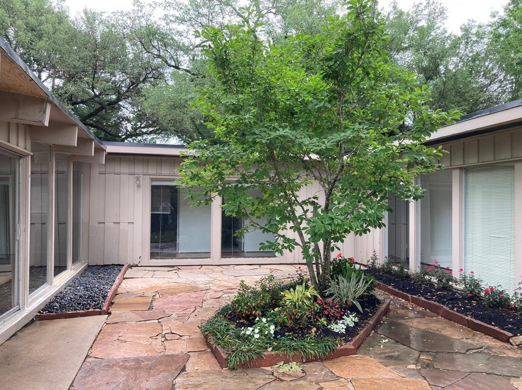 12923 Traviata Dr, Houston TX  77024-4728 exterior